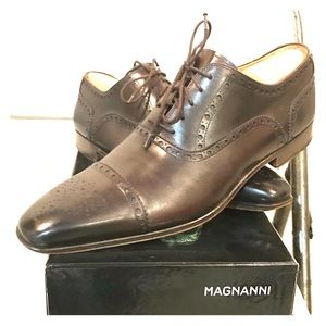 Magnanni for Neiman Marcus Brown Lace Up Size 11.5
